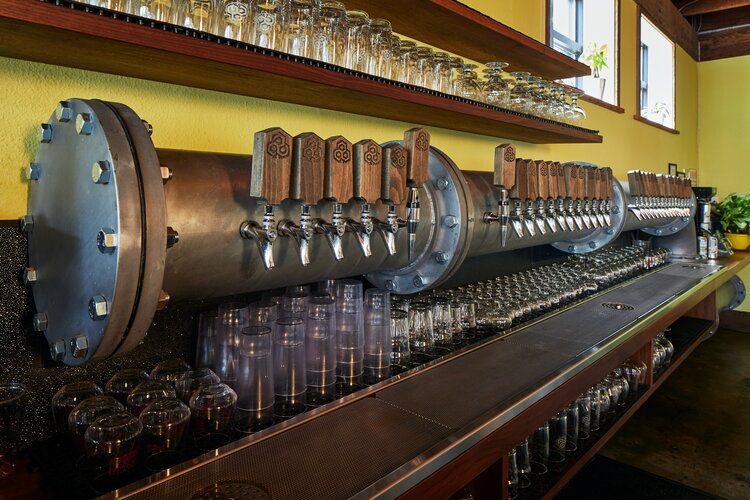Rustic keg system with taps